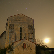 ABBAYE ST-JEAN-94 50mm 22-04_2 copie AUTO.jpg