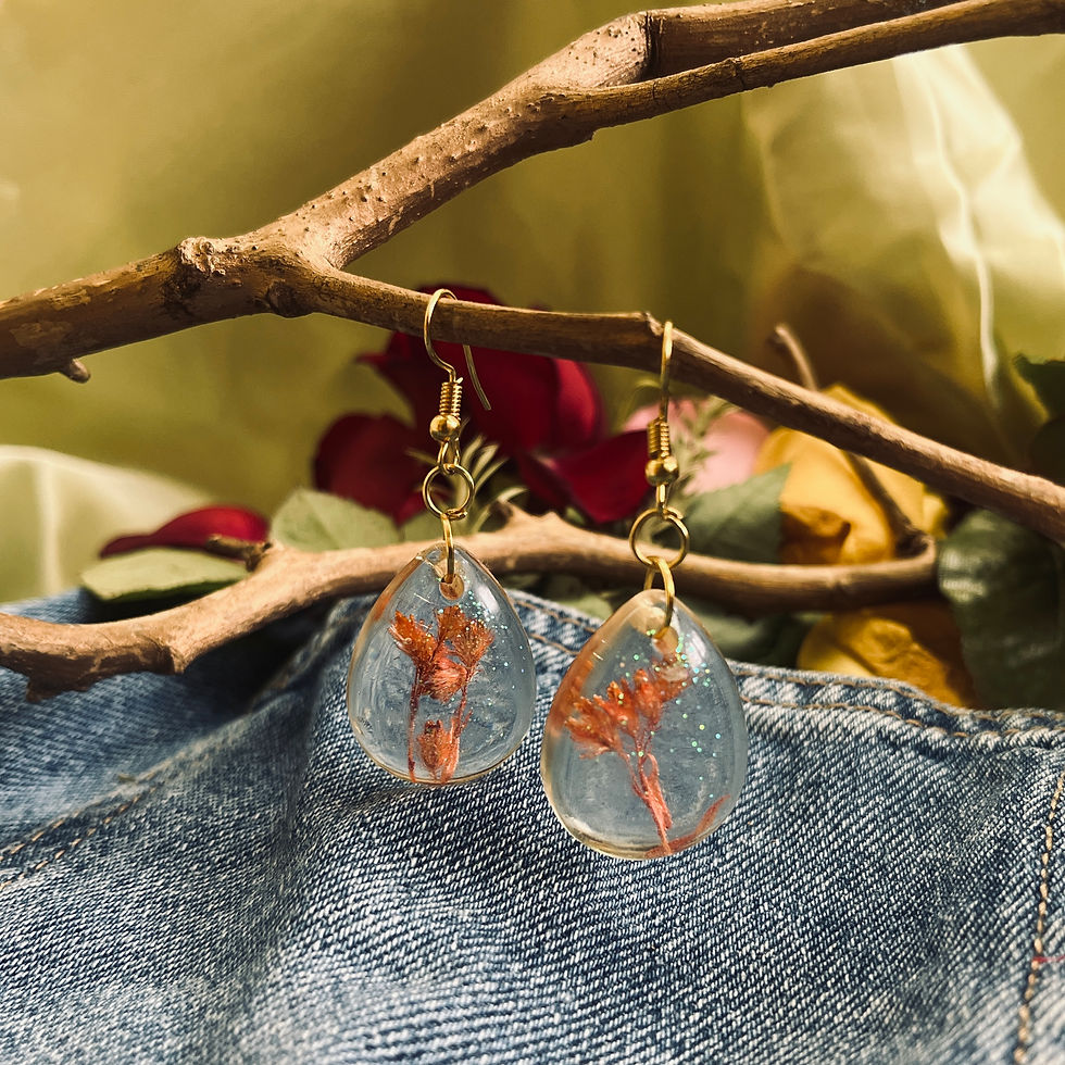 Thumbnail: Teardrop Botany Danglers
