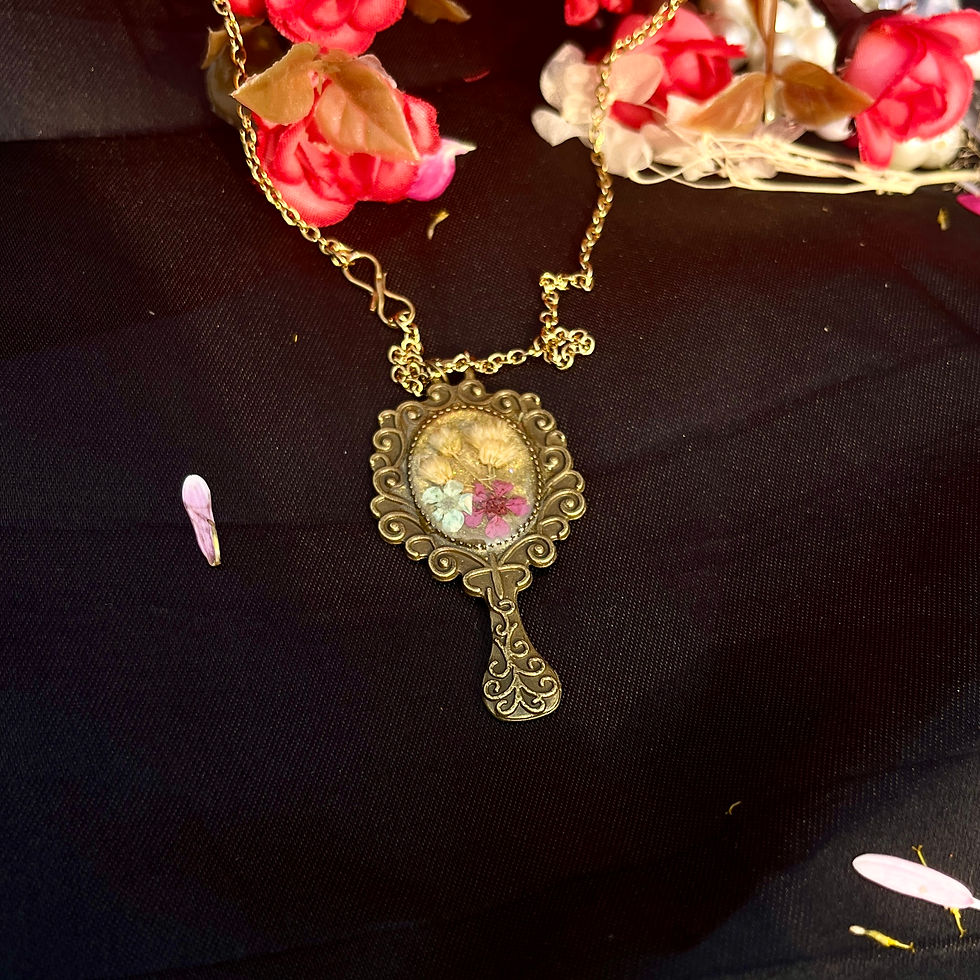 Thumbnail: Fantasy Antique Pendants