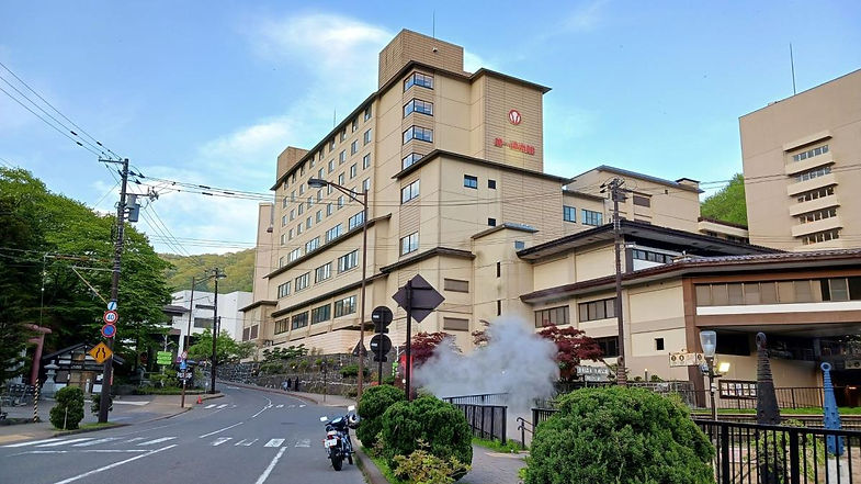 登別温泉街 low.jpg