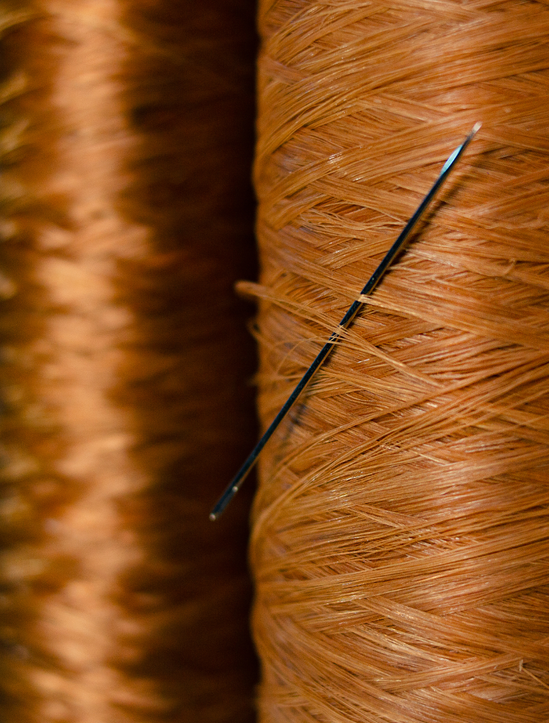 Seaweed-based fibers and thread, view 6