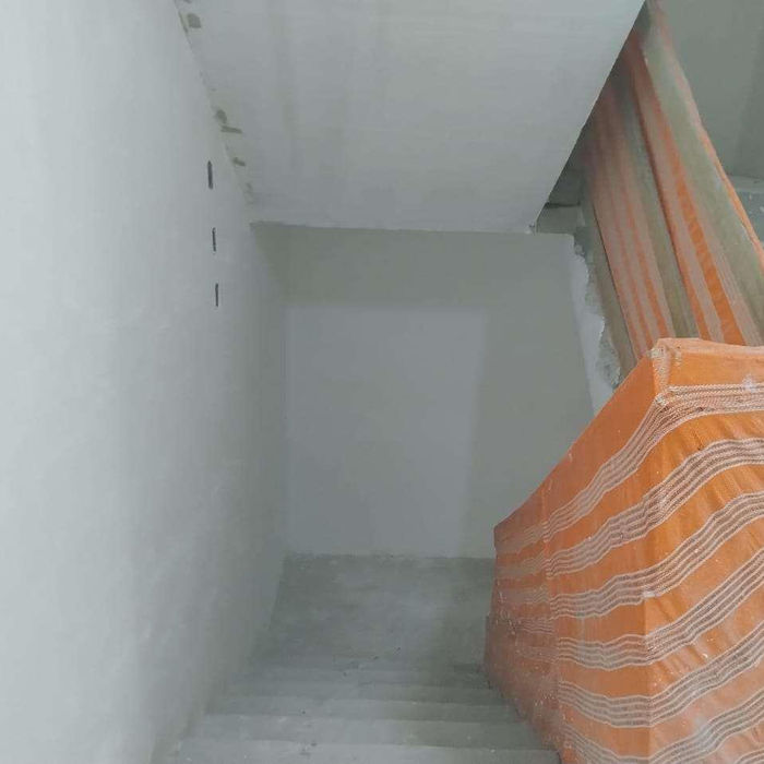 Foto: Gesso liso na escadaria