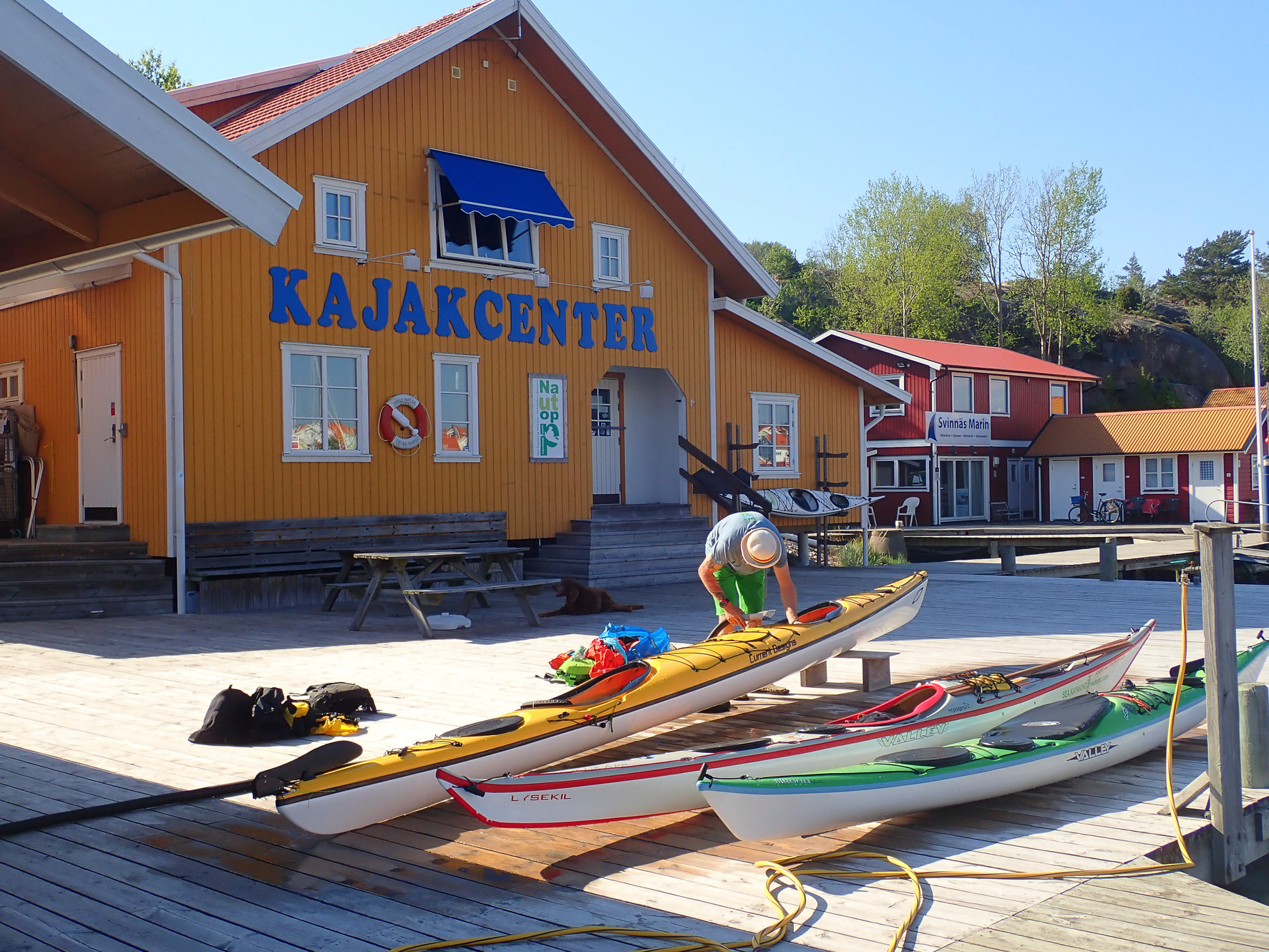 Nautopp Kajakcenter i Grebbestad norr om Göteborg i Bohuslän logo