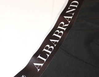 ALBA初となるアンダーウェアが登場