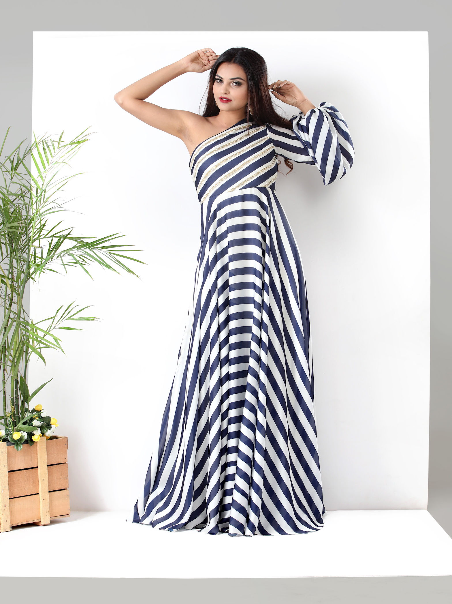 ONE SHOULDER STRIPPED GOWN