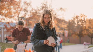 Fall_Fest.no.Logo-18.jpg