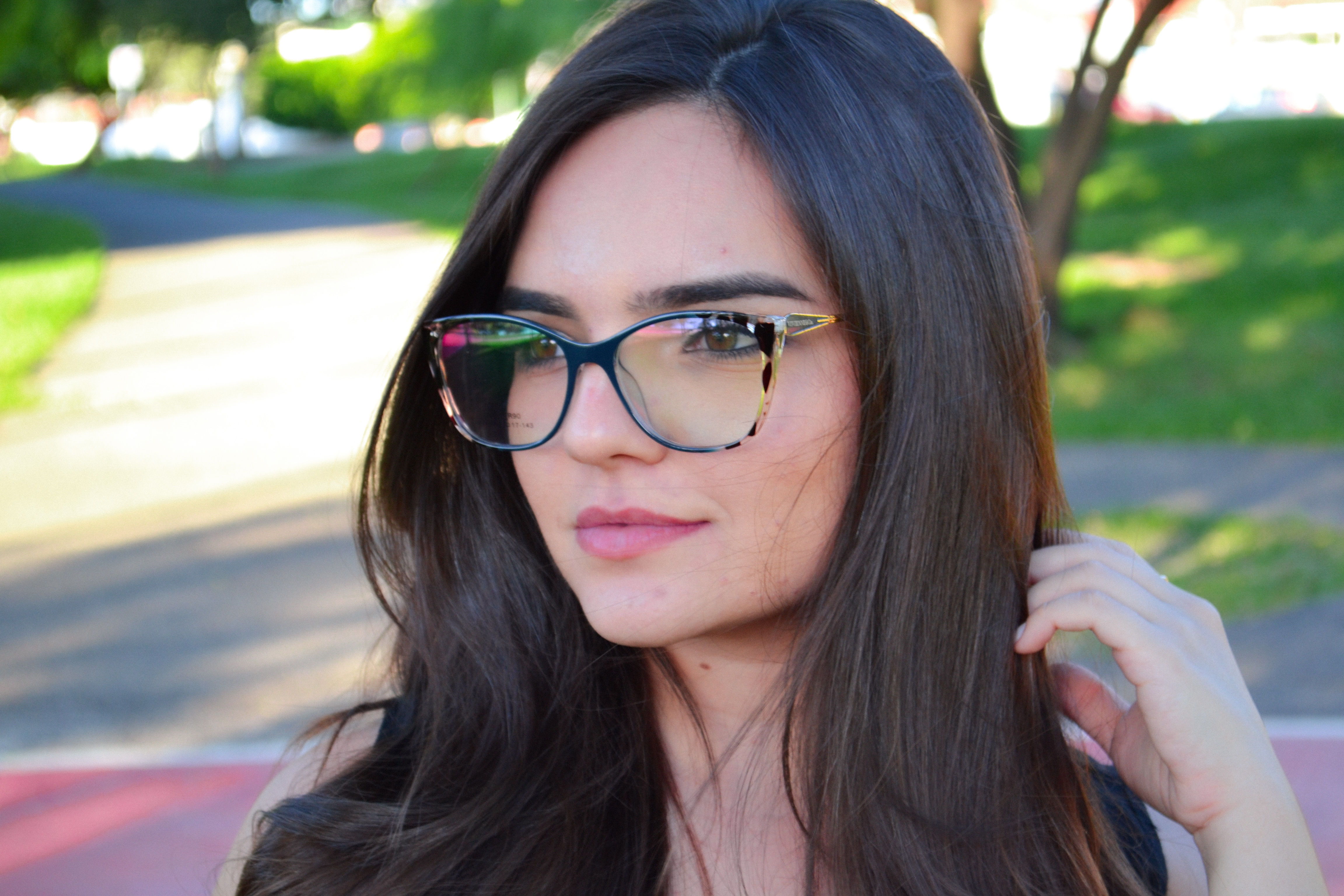 Armação Verde Musgo com Onça Vivienne & Co.