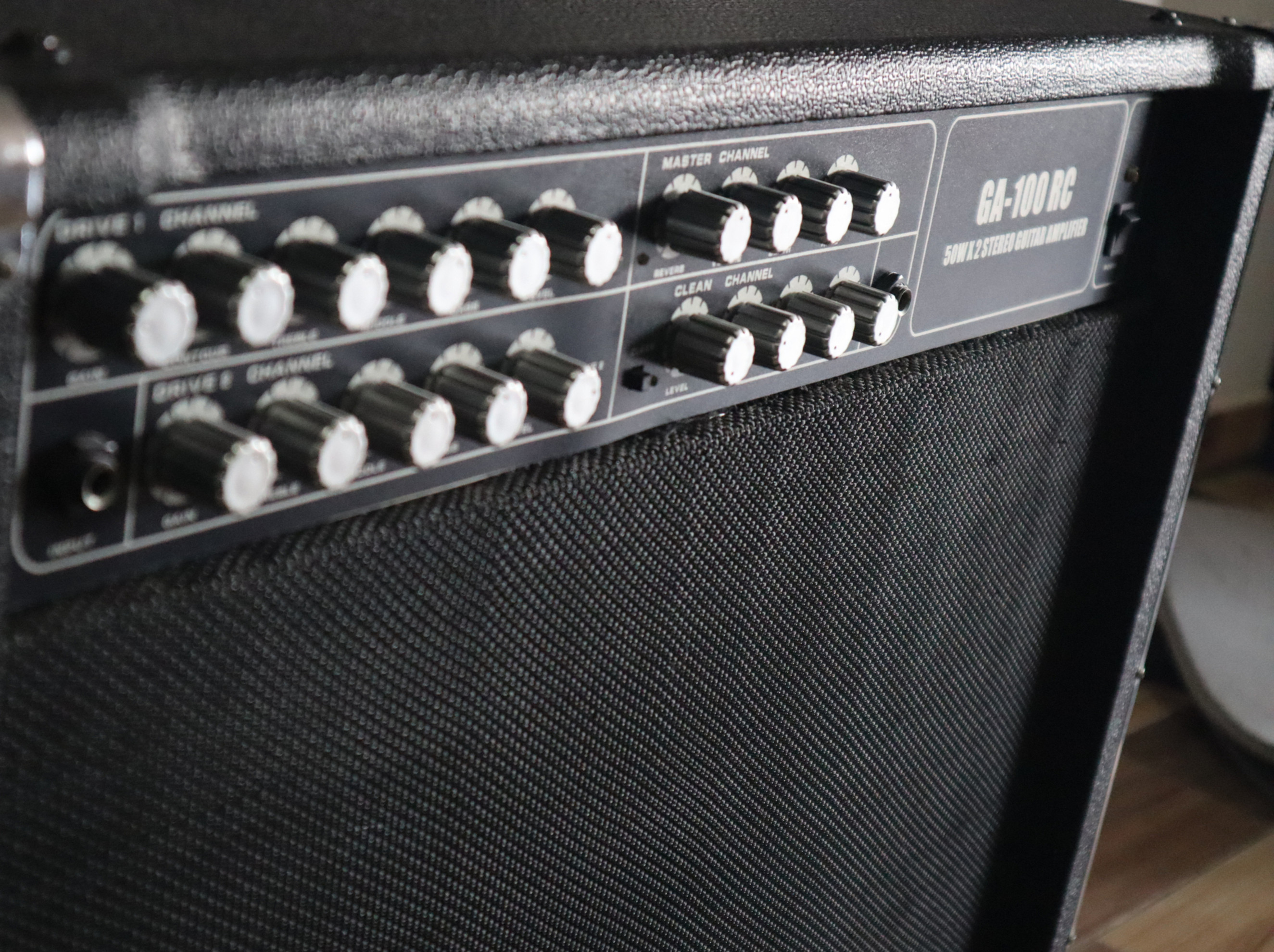 Alquiler de amplificador de guitarra