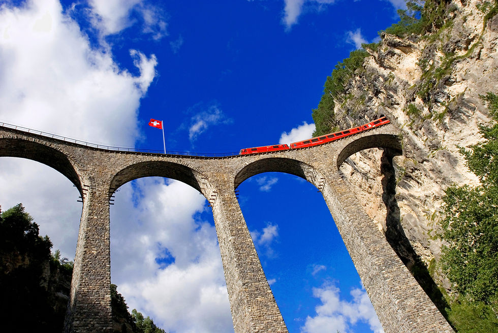 Glacier Express on Landwasserviaduct, Filisur, Grisons, Switzerland