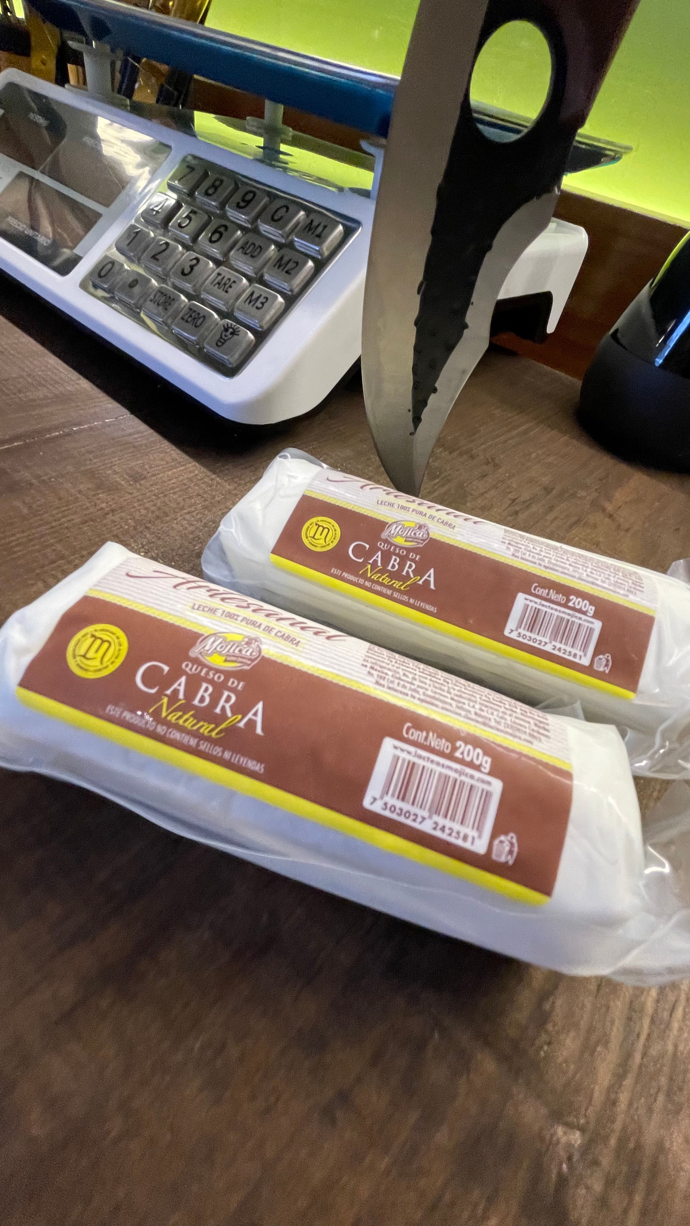 Queso de cabra natural Mojica