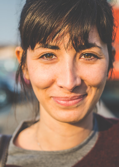 Portrait d'une femme souriante