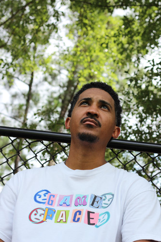 Retro-Face Shirt (White) | GameFace Gallery