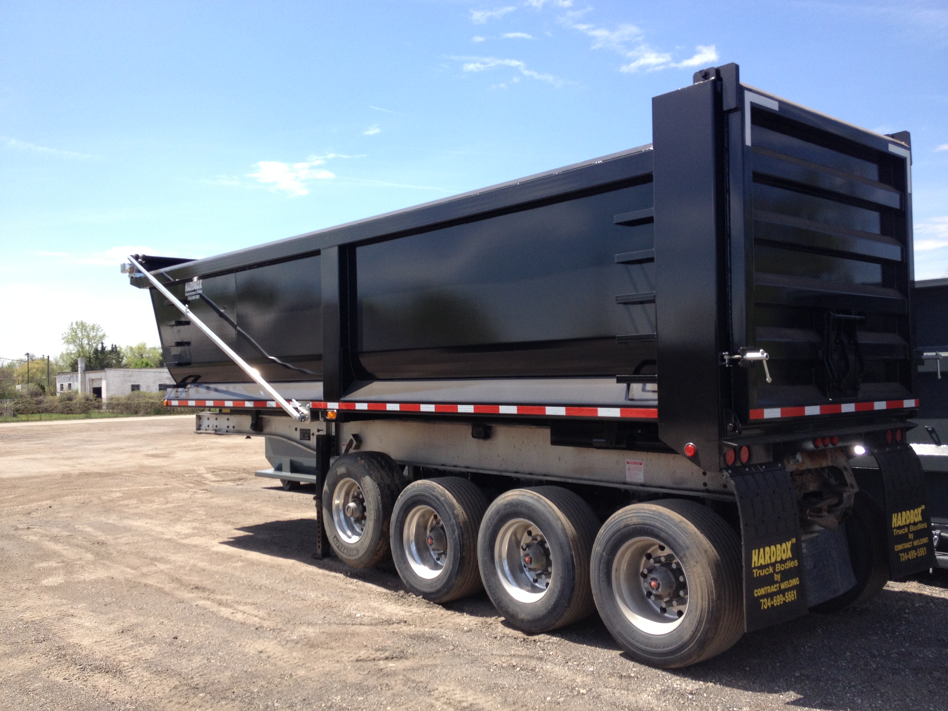 HBTL-24'-6" Trailer Mount (22" Rad.)