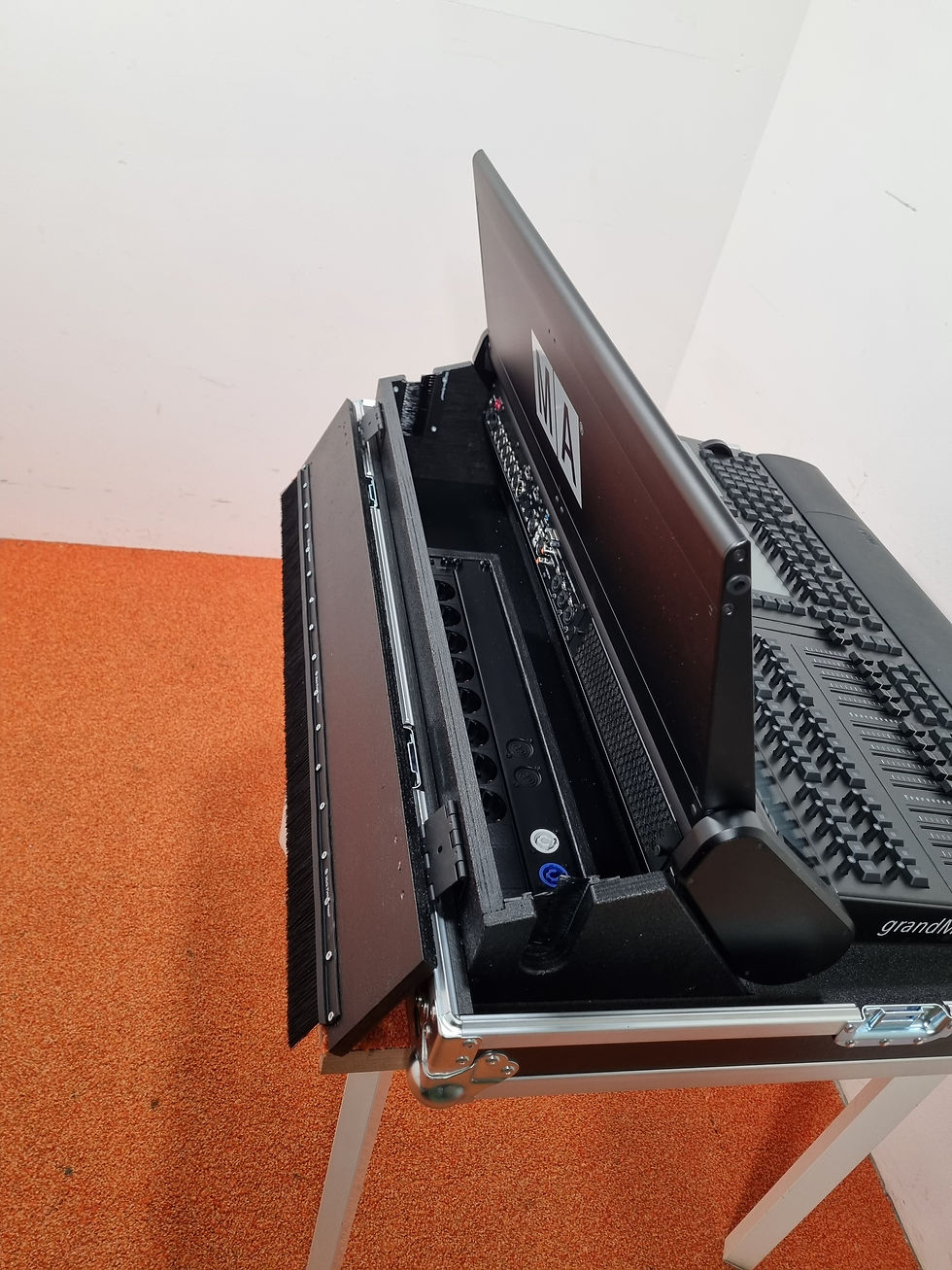 Thumbnail: Flightcase 3-delig Grand MA3 Light lichttafel