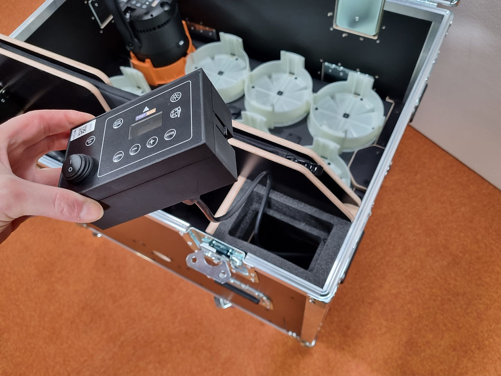 Thumbnail: Charge- flightcase voor 8x Astera Quickspot accu armatuur