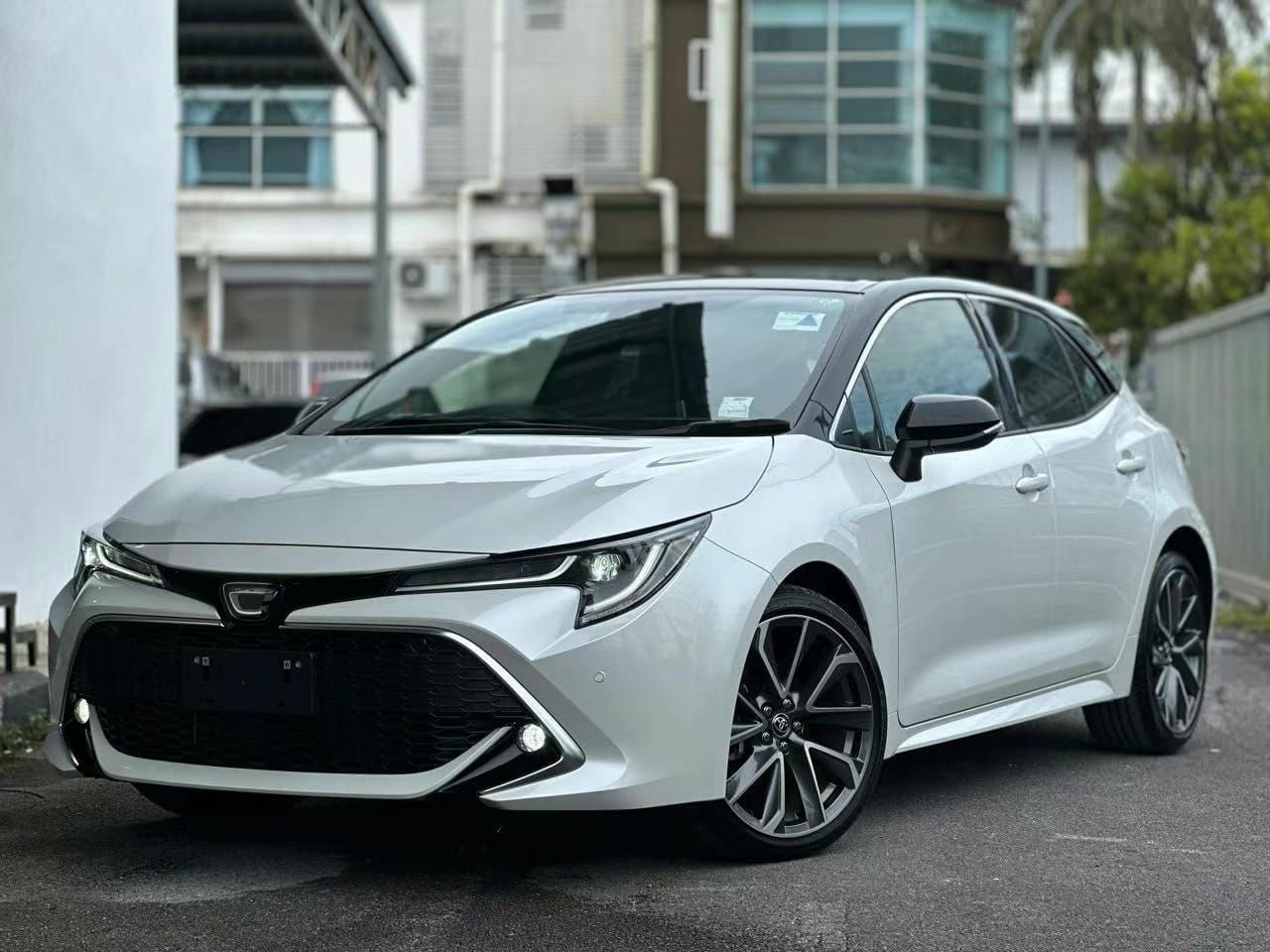 TOYOTA COROLLA 1.2 GZ (A) HATCHBACK YEAR 2021
