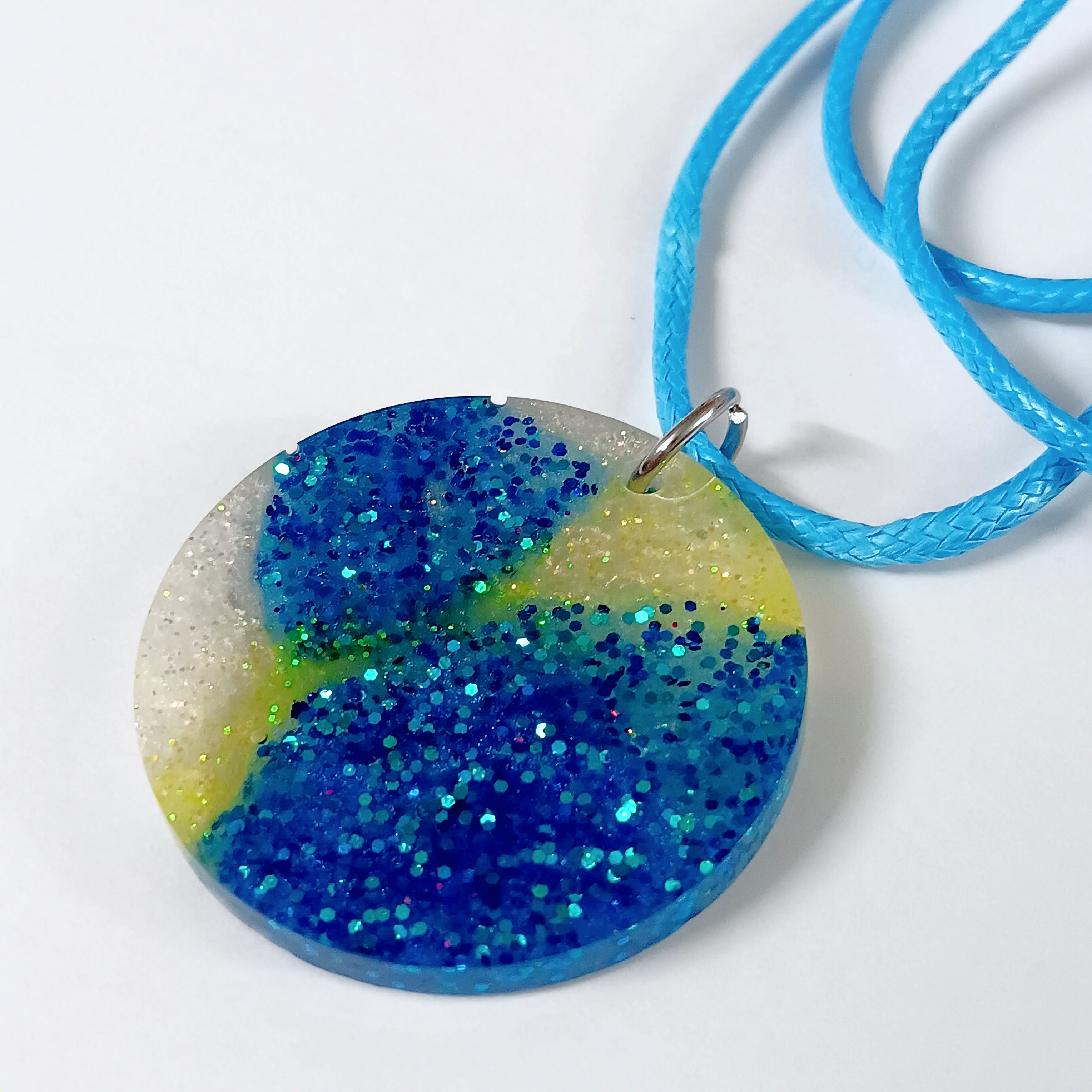 Resin Blue & Yellow Shimmering Pendant Necklace