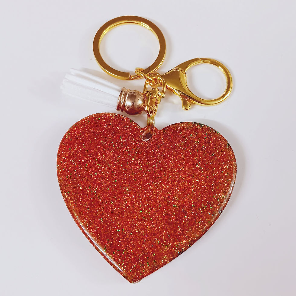 Thumbnail: Gold Green Glitter Resin Letter L Heart Keychain