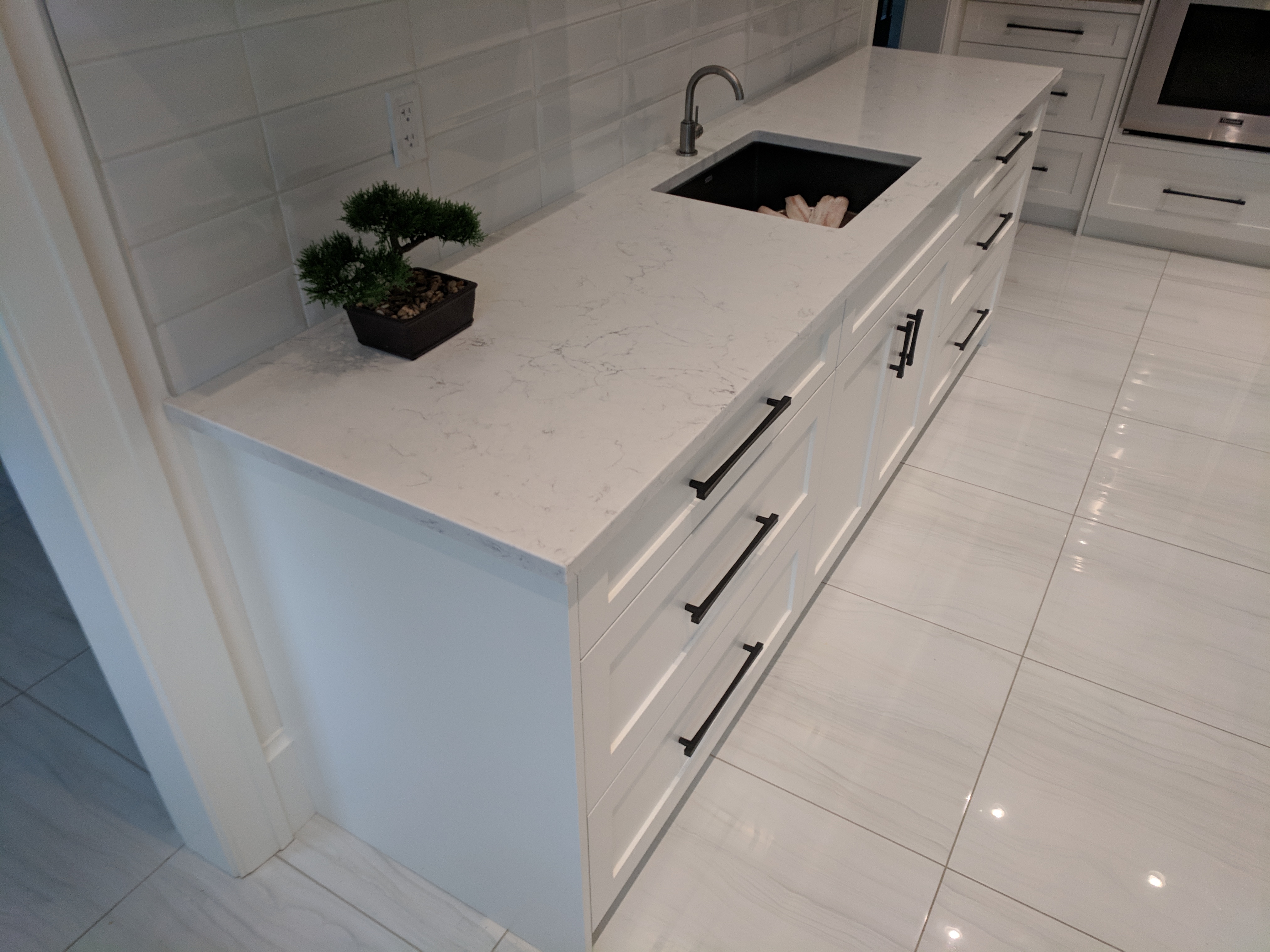 Quartz Countertops | Black Pearl Granite Inc. | British Columbia