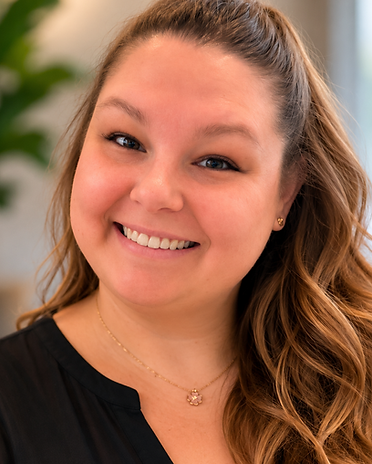 Kelly ISA Professional Headshot.png