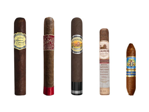A variety of 5 cigars on a white background