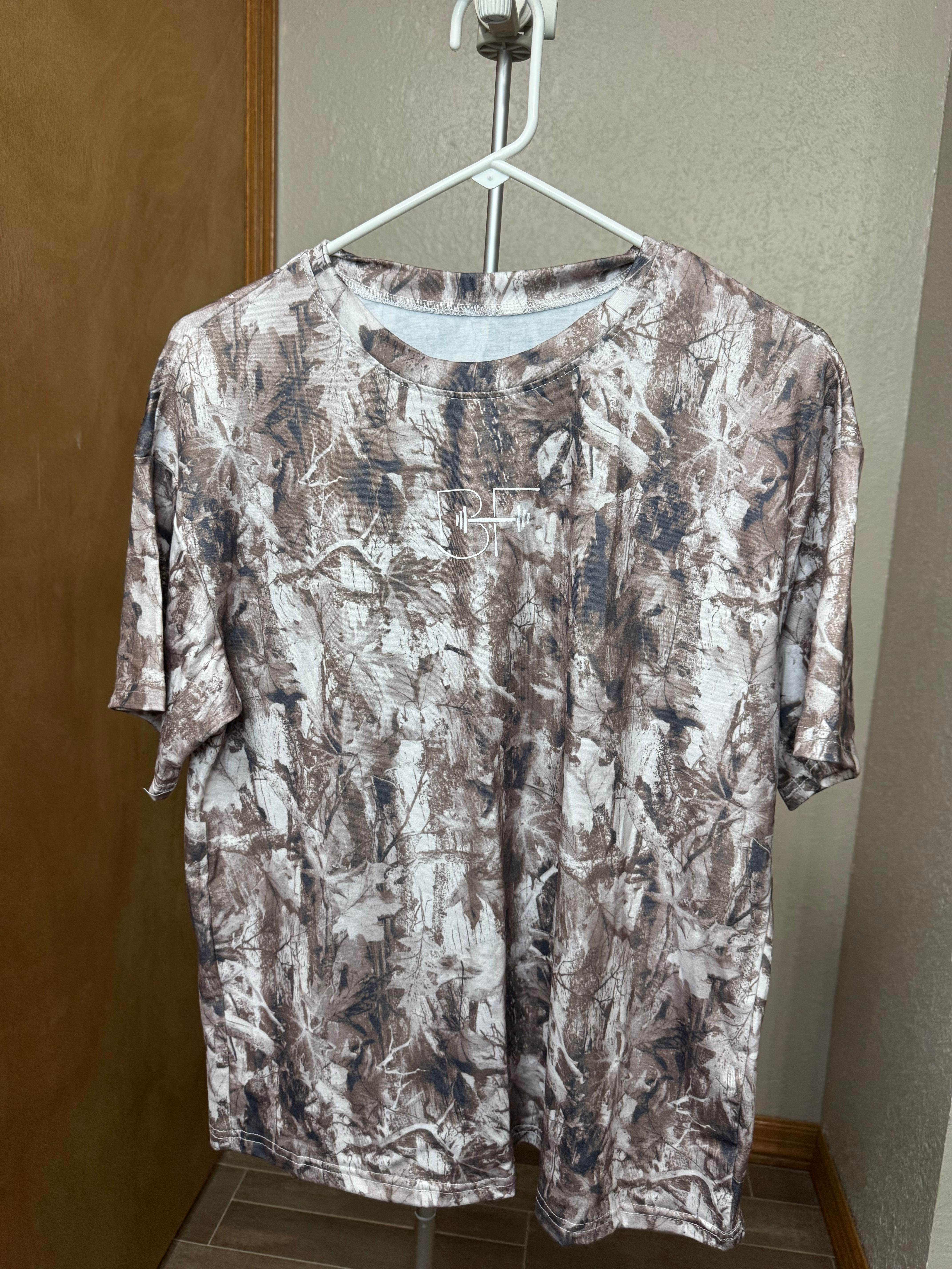 Oversized Camo Pump