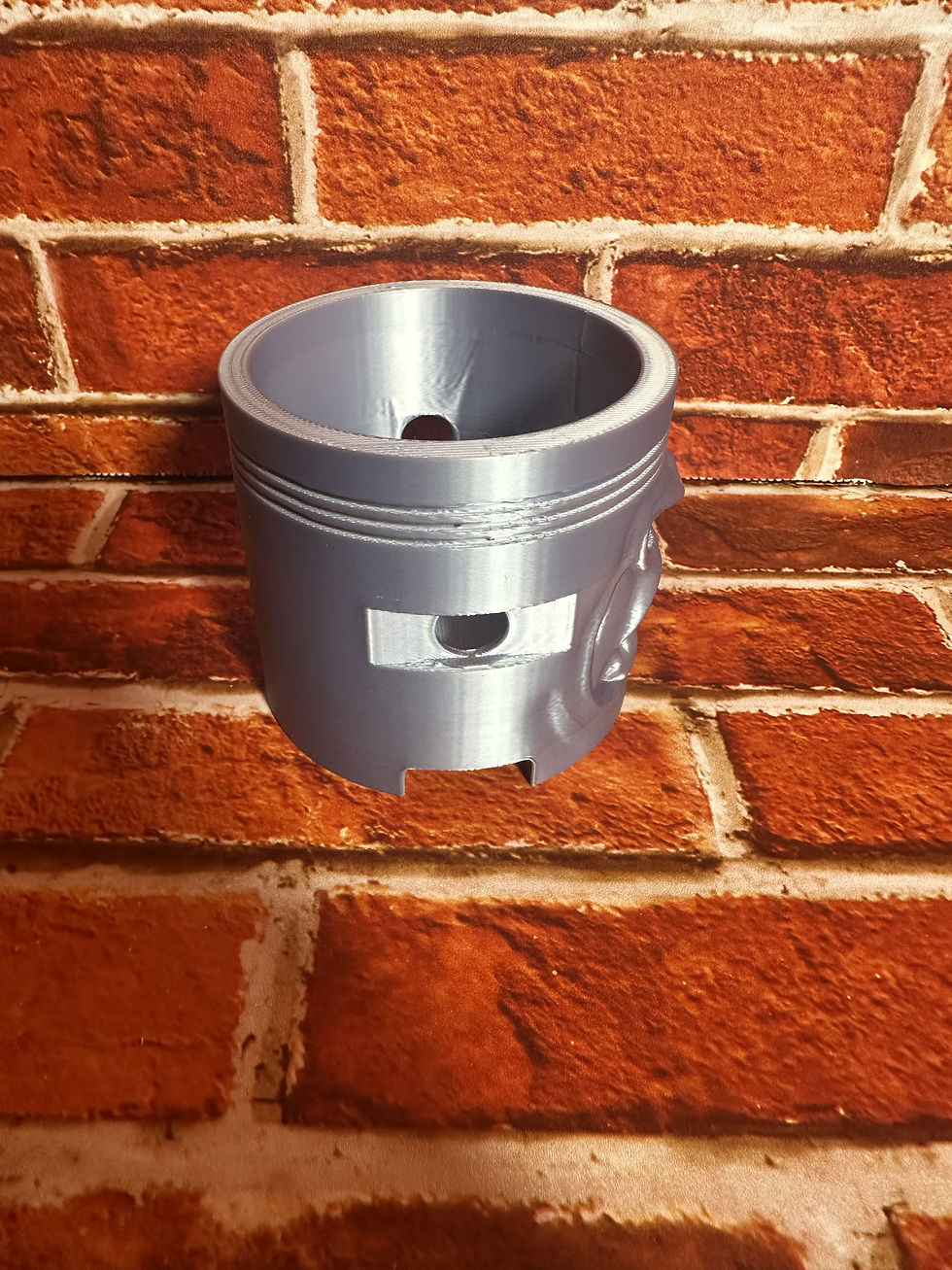 Thumbnail: Piston Skull Head Holder