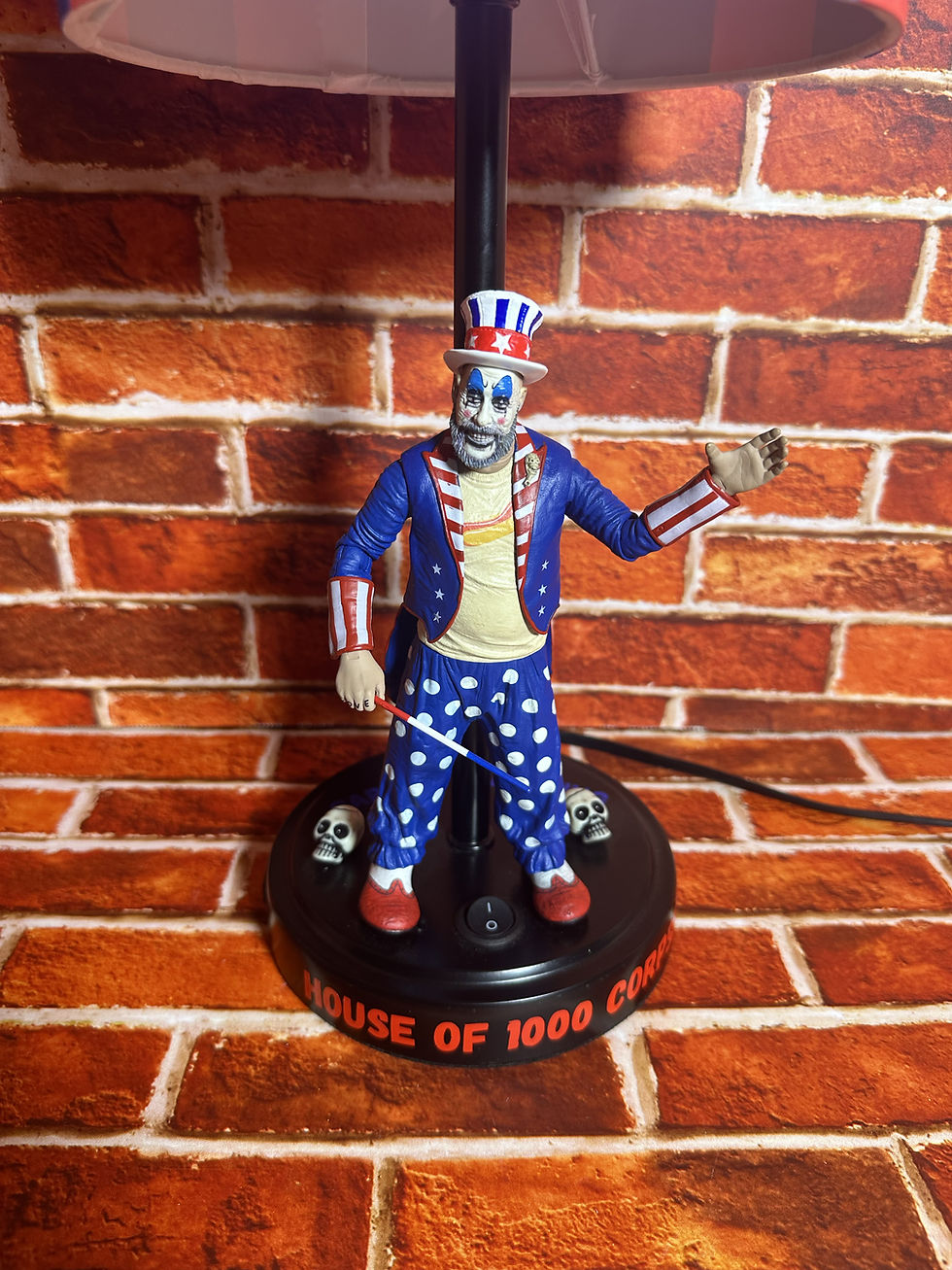 Thumbnail: House of 1000 corpses Captain Spaulding Lamp