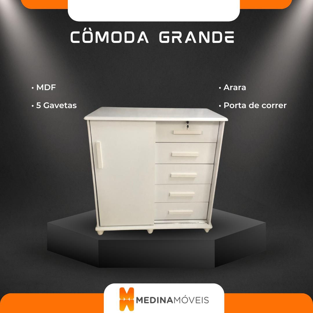 Cômoda Grande