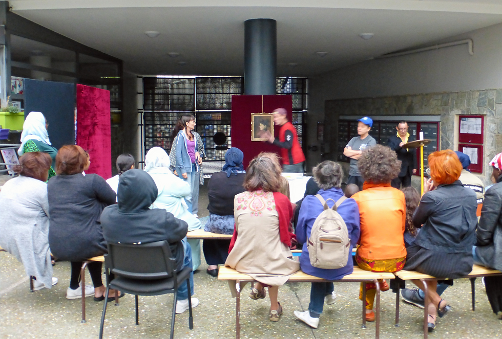 Théâtre dans la cour
