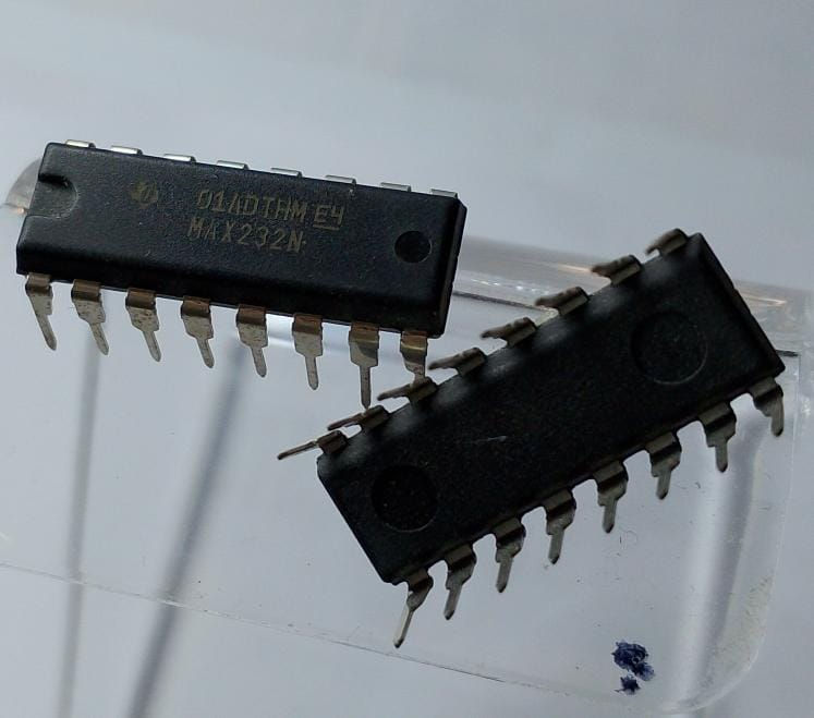 CIRCUITO MAX232N = NTE7142