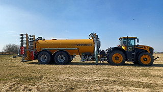 144100_r2_940.jpg