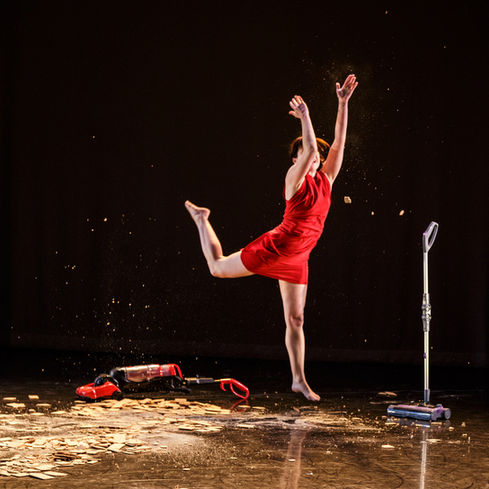 BLURRED BORDERS at Salon Dances