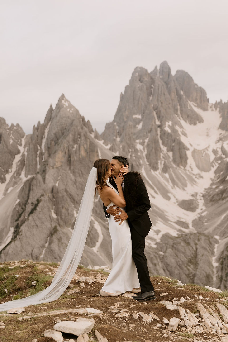 Tips for Planning an Elopement—Including Loved Ones Back Home