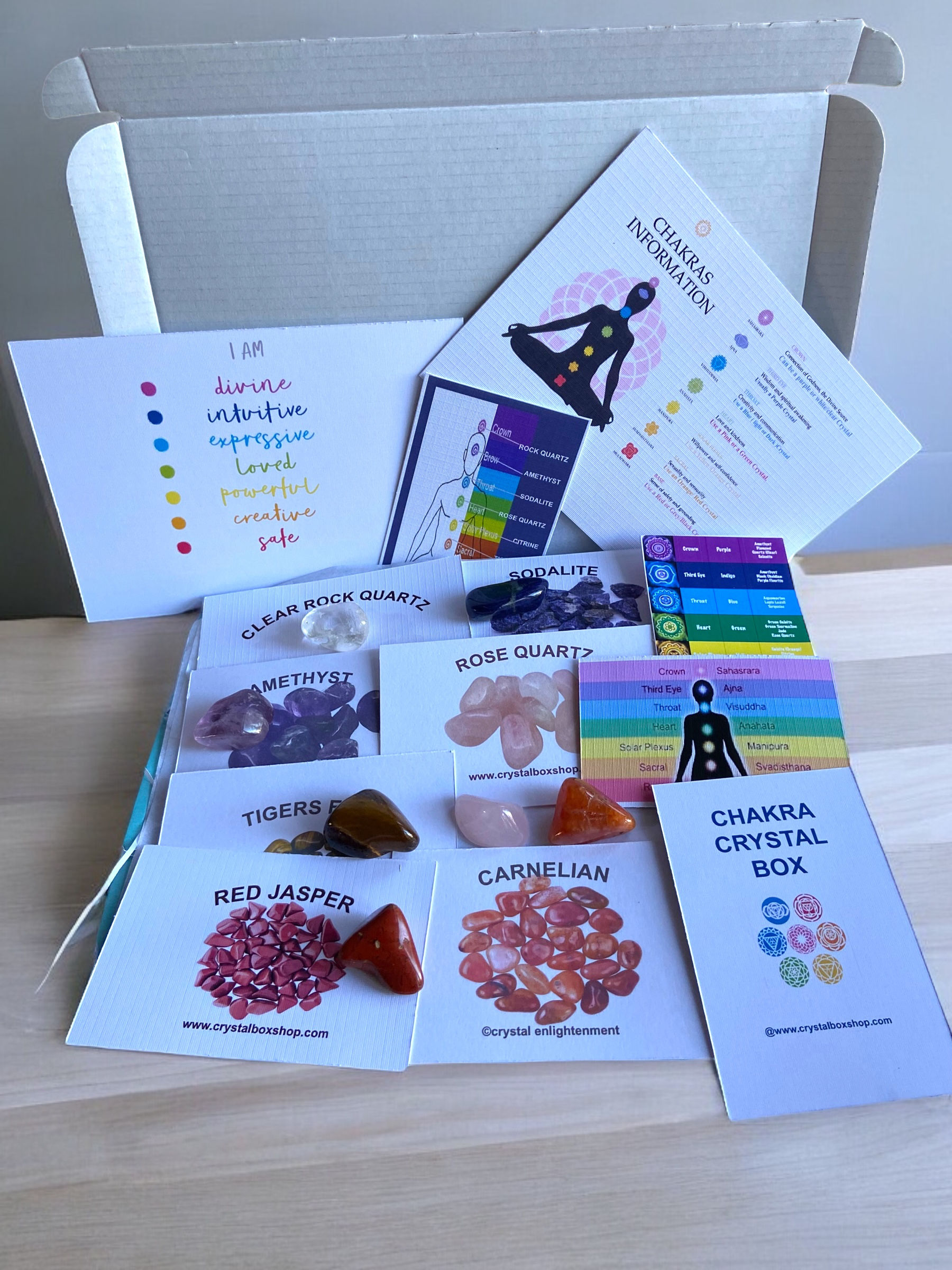 Chakra Crystal Box – Reiki-Energised Crystals, Info Cards (Eco-Friendly Packagin