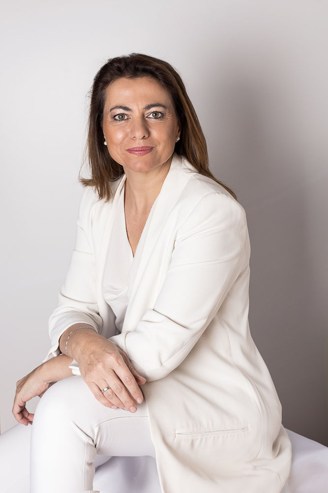 ¡No más imágenes serias y aburridas de ti en tu web!