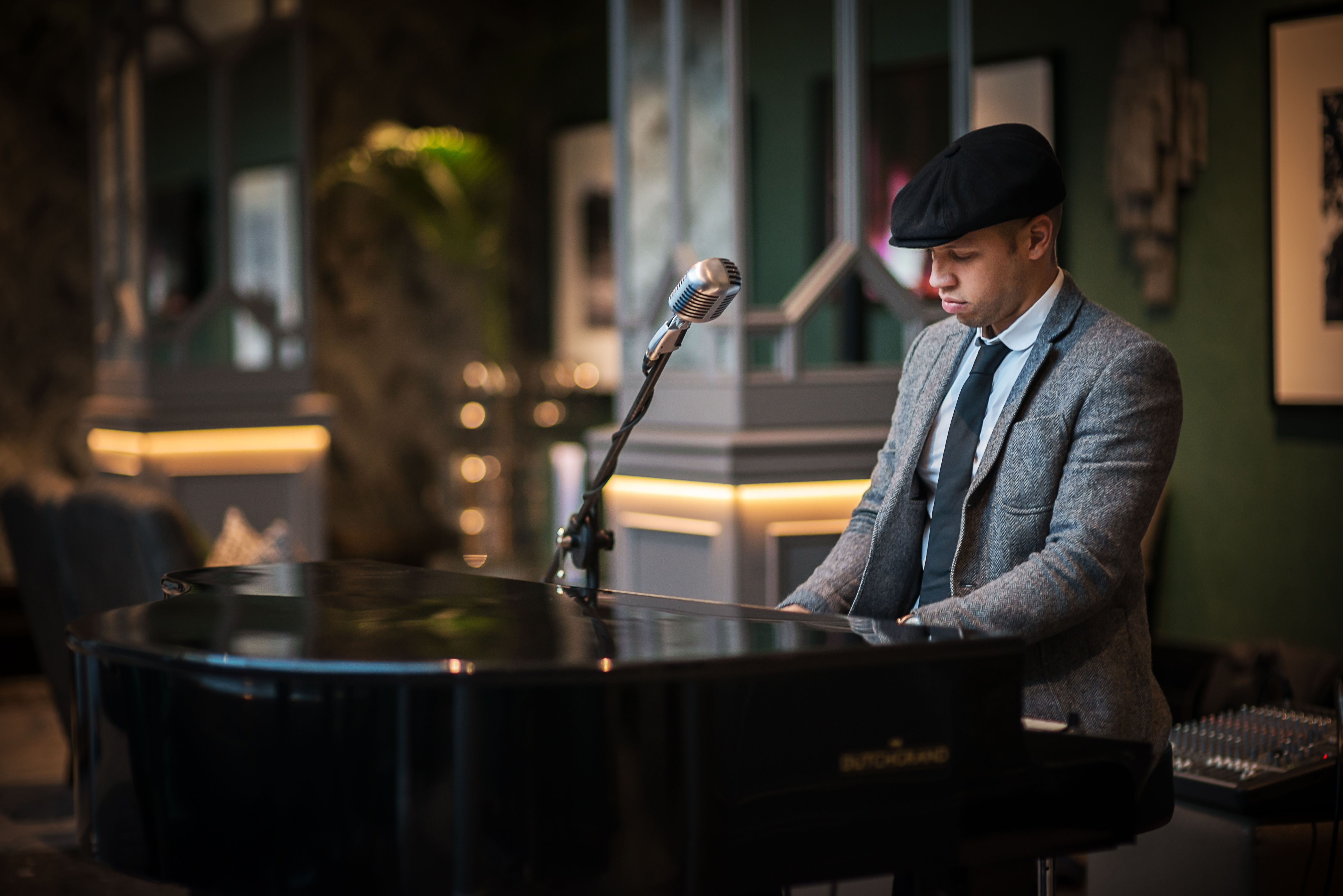 Solo Lounge Piano