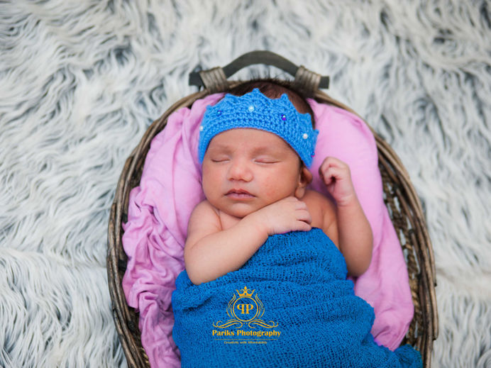 Pariks Photography  - Newborn