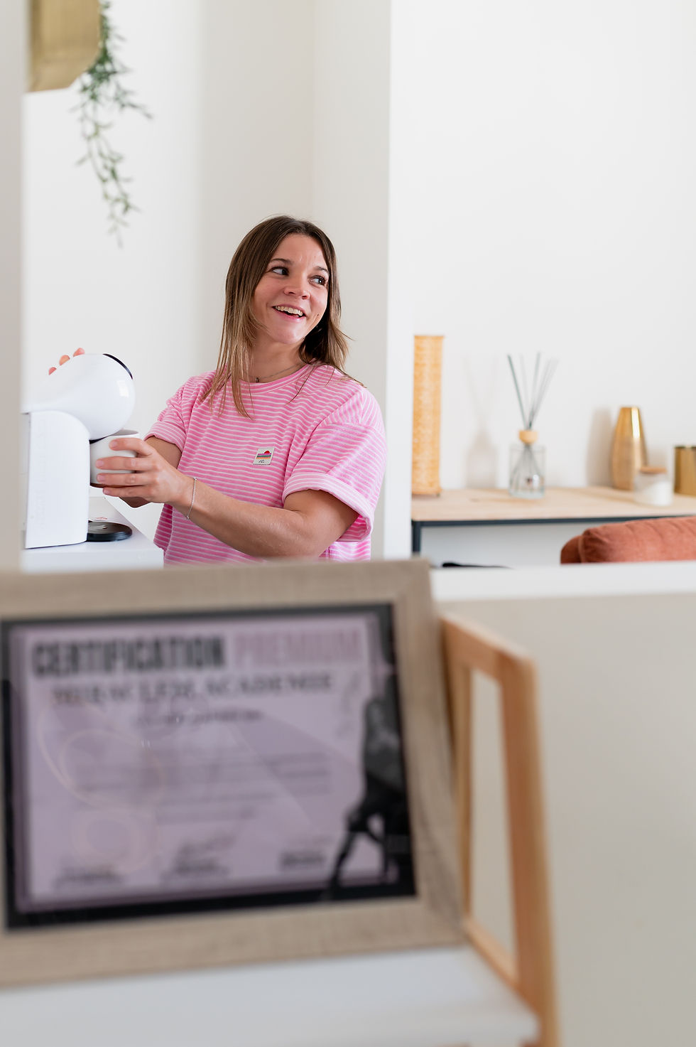 Masseuse et sa certification pour le soin métabolique Miraclem