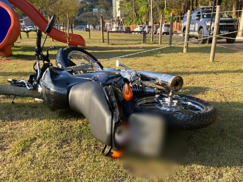 Adolescente é apreendido por conduzir moto irregular