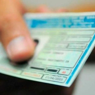 Exame toxicológico passa a ser exigido para tirar CNH nas categorias A e B em Minas