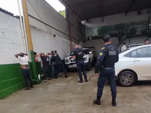 Cinco homens são presos suspeitos de tentar golpe em locadora de veículos de Mariana