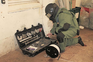 SDS Group Limited, Military, Police, Law Enforcement, Border Control, X-ray, Portable X-ray, Search Equipment, Search Mirrors, Metal Detectors, Vidisco, Ebinger, Golden Generators, Golden X-ray, Blast protection, Blast consultancy, TVRA, Bomb Suits, Hook and line kits