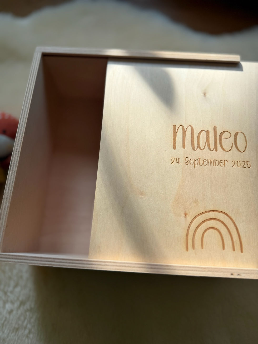 Miniaturbild: Erinnerungskiste personalisiert  -"Regenbogen"