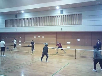 コート上での共存 ― 限られた環境が生むピックルボールの本質 Coexisting on the Court — The Nature of Pickleball in Limited Spaces