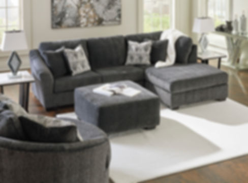 Biddeford 2-Piece Sectional with Chaise