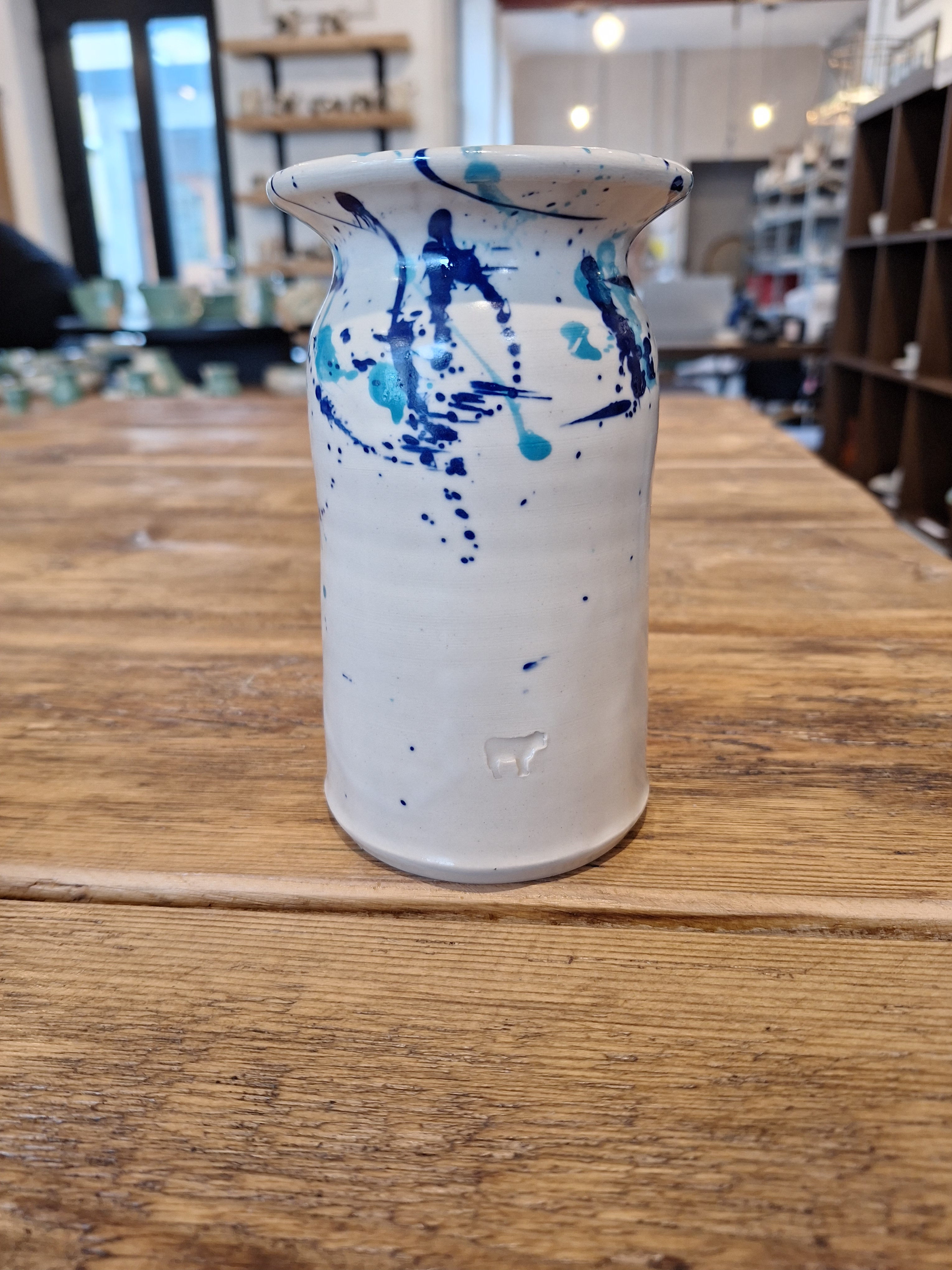 Vase (8.5W×15H)
