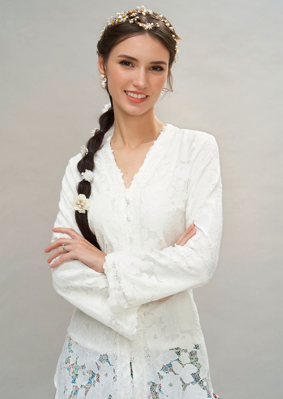Thumbnail: buy white kebaya top online for hari raya 2026