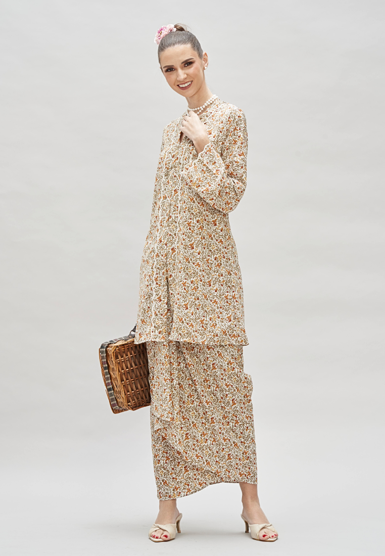 Thumbnail: Loveaisyah Liberty Mini Floral Embroidery Kebaya Top & Wrap Skirt