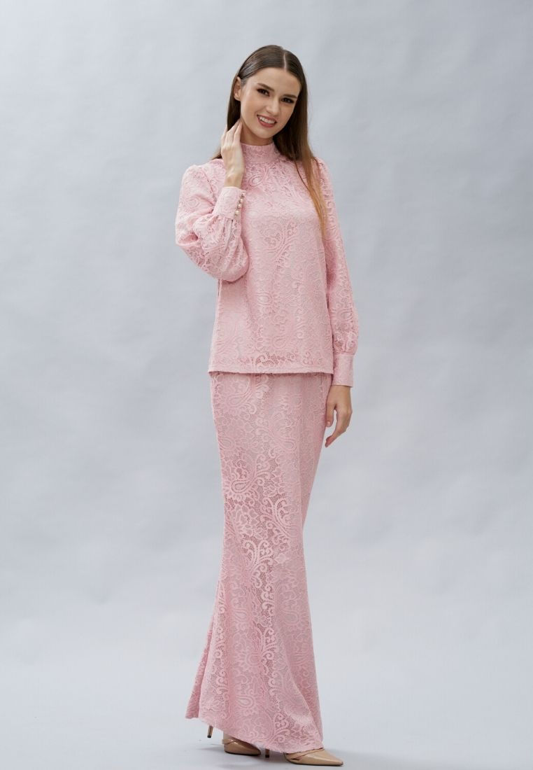 Thumbnail: singapore baju kurung designer